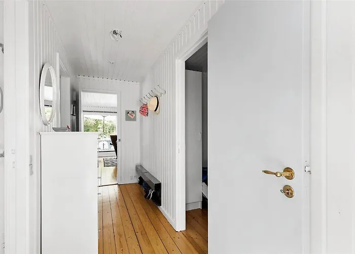 Сasa de vacaciones 1463-aakirkeby-sortspaettevej-2 *